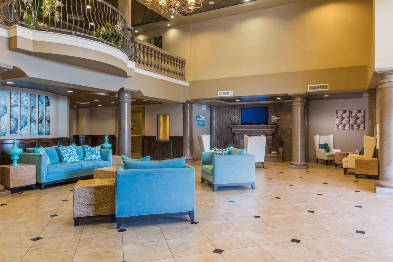 Doubletree By Hilton Phoenix-Gilbert Exterior photo