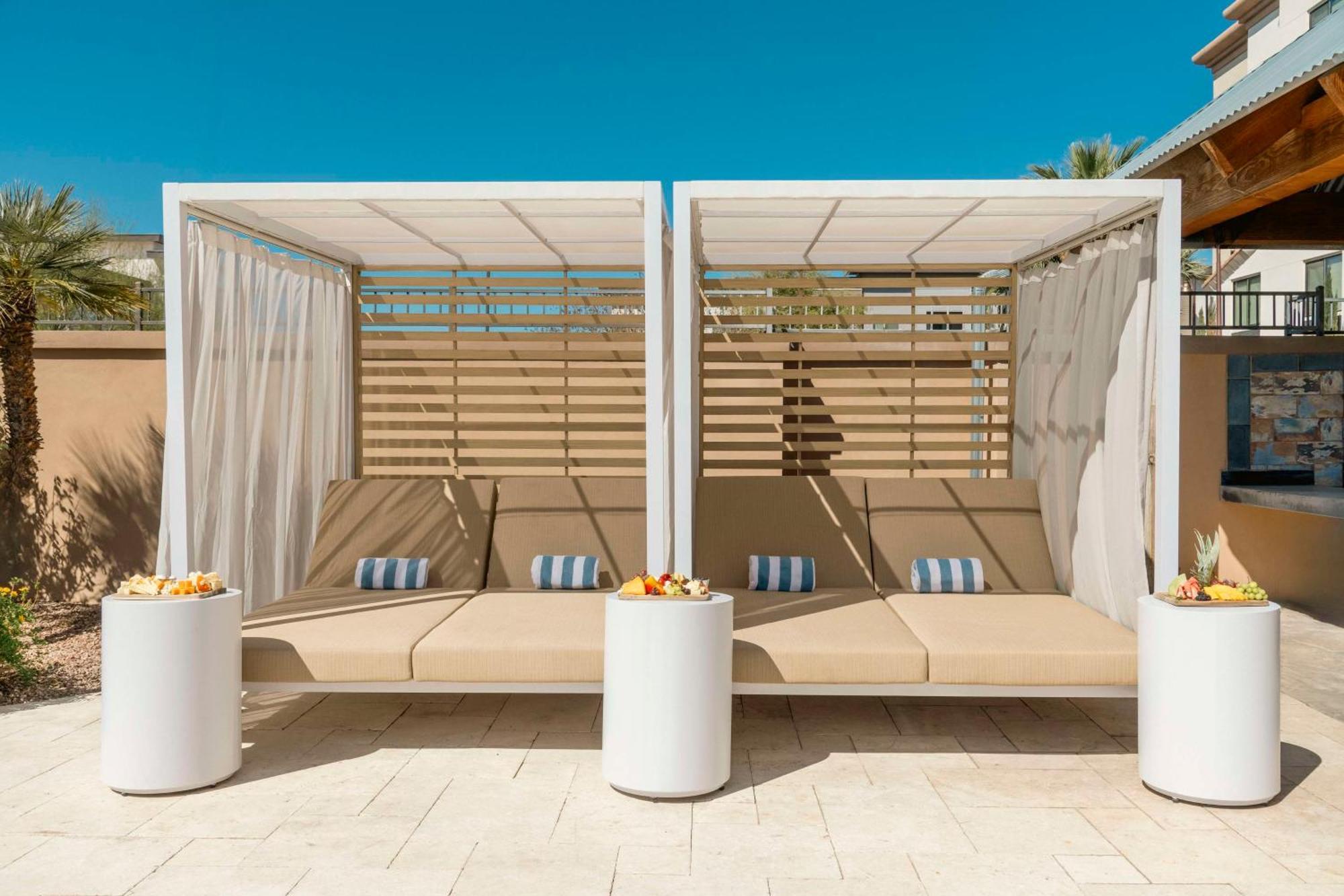 Doubletree By Hilton Phoenix-Gilbert Exterior photo